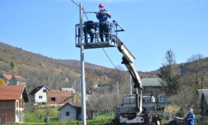 Više ulica u Banjaluci dobija novu rasvjetu: Svijetlo za prigradska i seoska naselja