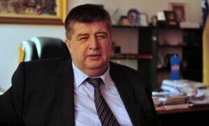 Vučurević: Nekolicina nedoraslih i mahalskih političara zarobila je PDP