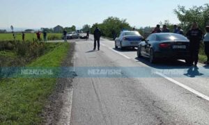 Velika tragedija na putu Banjaluka – Gradiška: Motorista poginuo u sudaru sa “mercedesom”