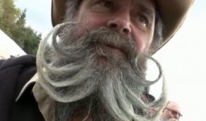 Na Olimpijadi brada i brkova u Njemačkoj, berberi izabrali najljepše VIDEO