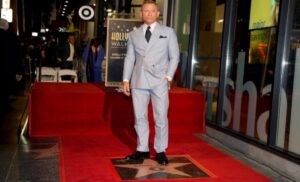 Uoči prikazivanja novog Bonda: Krejg dobio zvijezdu na holivudskoj Stazi slavnih