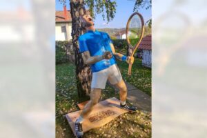 Dušan iz Srpca završio izradu figure najboljeg svjetskog tenisera