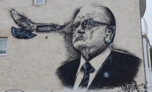 Sjećanje na legendarnog trenera: U Banjaluci oslikan mural posvećen Dudi Ivkoviću