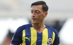 Nepopularan raskid saradnje: Ozil dobio otkaz u Fenerbačeu