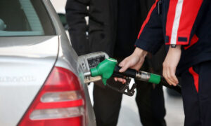 Do 30 litara po automobilu: Ograničeno točenje goriva u Francuskoj