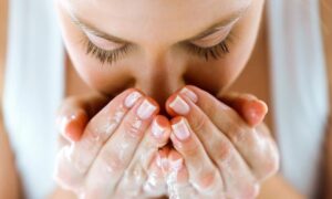 Umivajte se kiselom vodom: Kada budete vidjeli rezultate bićete oduševljeni