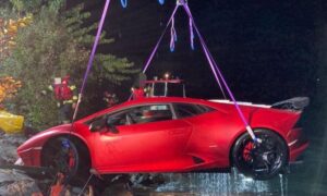 Nesvakidašnji incident: Pobrkao kočnicu i gas, pa uletio Lamborghinijem u jezero