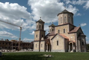 Poziv Prijedorčanima na liturgiju: U manastiru Miloševac sve spremno za doček patrijarha
