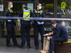 Drama u tržnom centru: Povrijeđeno dvoje ljudi u napadu nožem