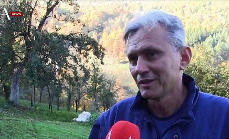 Veliko srce! Milan ostavio pola tone jabuka na gradskom trgu uz poruku “poslužite se” FOTO