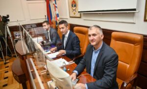 “Odjeljenja Gradske uprave rade katastrofalno”: Ilić replicirao Stanivukoviću na temu omalovažavanja