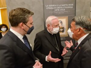 Odolio pritiscima da prizna Kosovo: Ministar spoljnih poslova Srbije zahvalio Vatikanu
