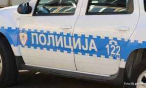 Saobraćajke na putevima Srpske: Tri osobe povrijeđene, automobili slijetali s puta