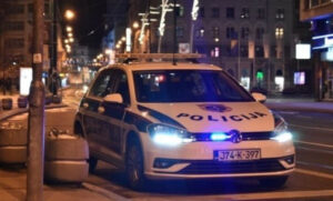 Kombijem “pokosio” troje pješaka: Teška saobraćajka u ovom dijelu BiH, na terenu i policija