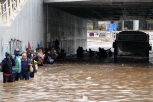 Atina pod vodom, na Krfu ulice pretvorene u rijeke VIDEO