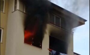 Alarmirani vatrogasci! Gorio stan u Istočnom Sarajevu, ne sreću povrijeđenih osoba nije bilo