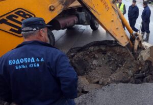 Kvar na cjevovodu u centru Banjaluke i na sistemu Crno vrelo, ekipe na terenu