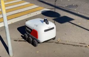 Poštare u Moskvi zamijeniće roboti VIDEO