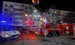 Eksplozija u stambenoj zgradi u Rusiji: Moguće da je nekoliko osoba zatrpano ispod ruševina VIDEO