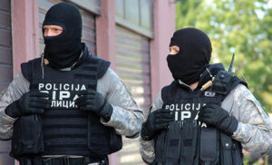 SIPA realizovala akciju “Bratilo”: Pretresi na 12 lokacija u ovoj opštini, uhapšena jedna osoba