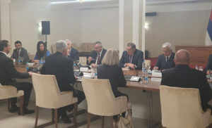 Dodik i Čović “na čelu”: Počeo sastanak SNSD-a i koalicionih partnera sa HDZ-om