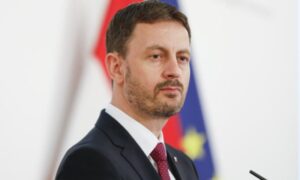 Premijer Slovačke najavio strože restrikcije: Ograničiti usluge nevakcinisanima