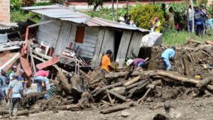 Tragedija zbog obilnih padavina: Od klizišta poginulo najmanje 11 osoba