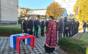 Služen parastos poginulim pripadnicima CJB Banjaluka