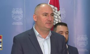 Topić o izgubljenom povjerenju u Stanivukovića: Ako ne isplati naknade, nećemo u Skupštinu