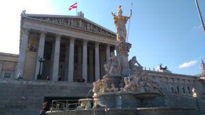 Austrijski parlament usvojio lokdaun: Cjelodnevno ograničenje kretanja za sve građane