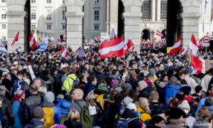Sedam osoba privedeno: Sukob učesnika protesta protiv Covid mjera i policije u Beču