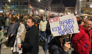 “Ovo je samo početak”: Novi skup u Beogradu, traži se hapšenje bageriste i nasilnika VIDEO