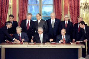 Sklopljen mir u BiH: Punih 28 godina od zaključivanja Dejtonskog sporazuma
