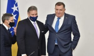 Dodik ističe: Republika Srpska ostaje posvećena slovu Dejtonskog sporazuma i Ustavu BiH