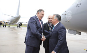 Slijedi sastanak i radni ručak: Dodik i Višković poželjeli dobrodošlicu Orbanu i Sijartu
