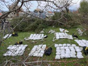 SIPA u akciji: U Trebinju pretresi, oduzeta droga, oružje i eksploziv