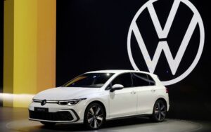 Volkswagen najavio: Uskoro stiže novi Golf VIDEO