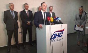 Poraz u Prijedoru uzburkao strasti: Predojević ne dozvoljava ponižavanje DNS-a i Nešića