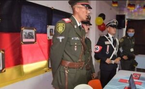 Policajci u Kolumbiji šokirali javnost, u čast Njemačke nosili nacističke uniforme