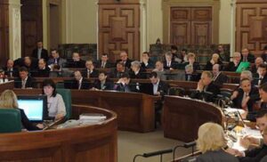 Parlament izglasao: Nevakcinisani poslanici ne mogu glasati niti učestvovati u raspravama