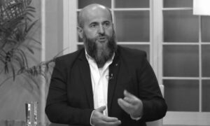 Bio kandidat za reisu-l-ulemu Islamske zajednice u BiH: Umro bivši muftija Muamer Zukorlić