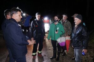 Mi smo na raspolaganju: Novalić obišao najugroženija područja