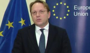Varhelji sumirao posjetu BiH: Kritičan trenutak, rizikuje gubitak 1,5 milijardi evra investicija