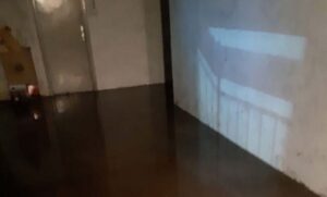 Jaka kiša pada od ranog jutra: Pod vodom podrumi stambenih zgrada u ovom dijelu Srpske