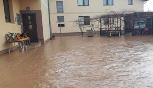 Krizni štab opštine Istočna Ilidža: Zbog poplava djecu ne slati u vrtiće i škole