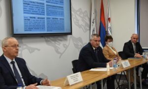 O mjerama za rasterećenje privrede: Premijer Srpske na sastanku sa privrednicima