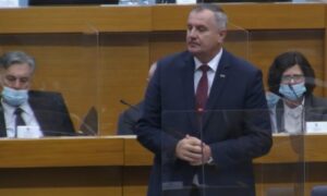 Višković uvjeren: Ukidanje akciza nije problem