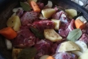 Recept za prave gurmane: Jagnjetina ispod sača