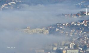 Sarajevo i jutros “okovano” smogom