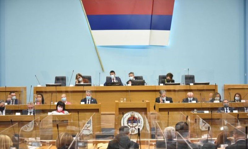 Rasprava o prosječnoj plati: Za Žunića evidentan rast, opozicija ima drugačiju računicu